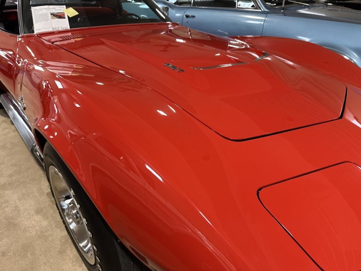 #1390-•-1969-chevrolet-corvette-stingray-car-image-17
