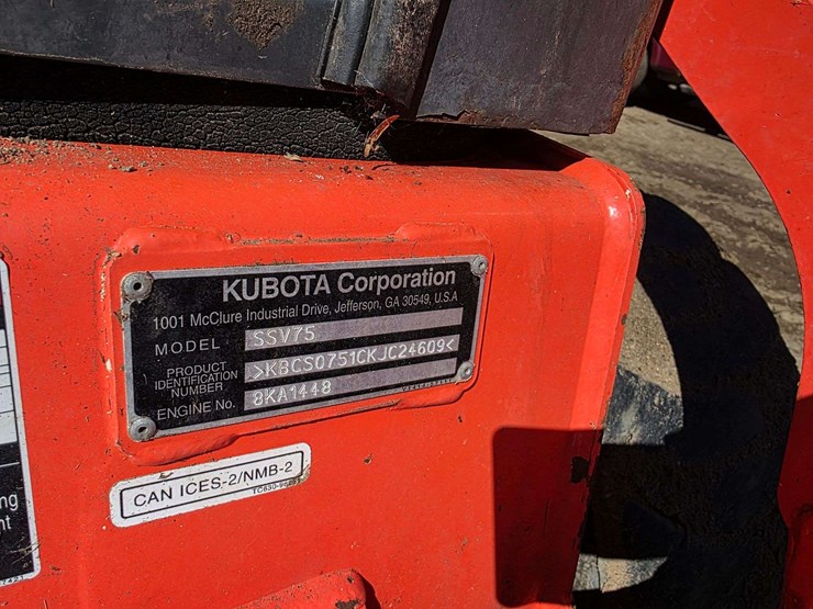 2019-kubota-ssv75-image-19