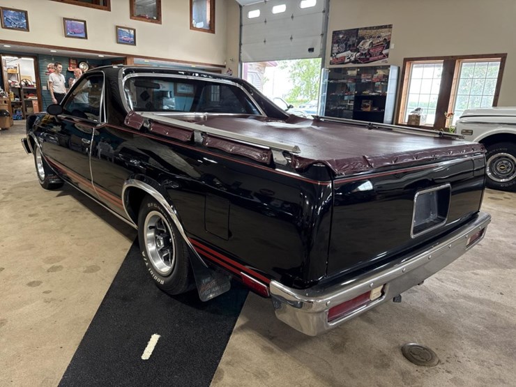 #1391-•-1983-chevrolet-el-camino-car-image-3