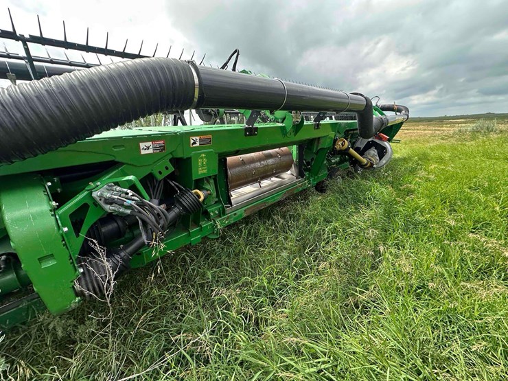 john-deere-flex-draper-header-image-2