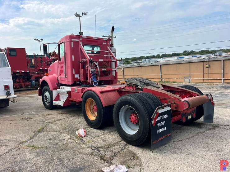 2001-kenworth-t800-image-4
