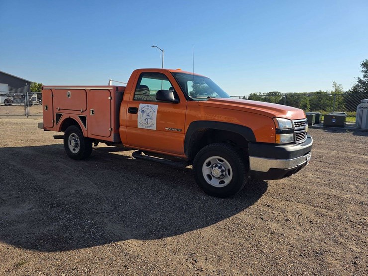 2006-chevrolet-2500hd-image-7