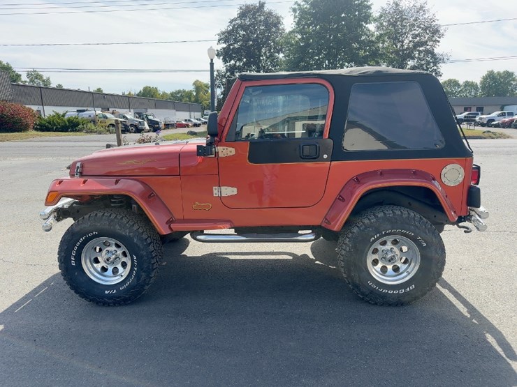 2004-jeep-wrangler-image-2