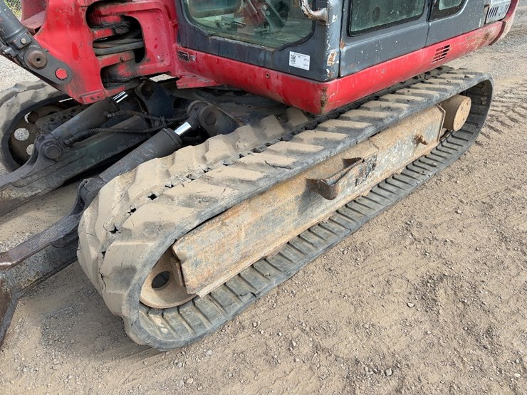 2005-takeuchi-tb175-image-25