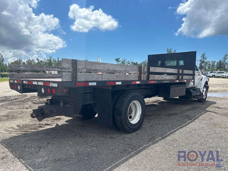 2005-ford-f750-image-3