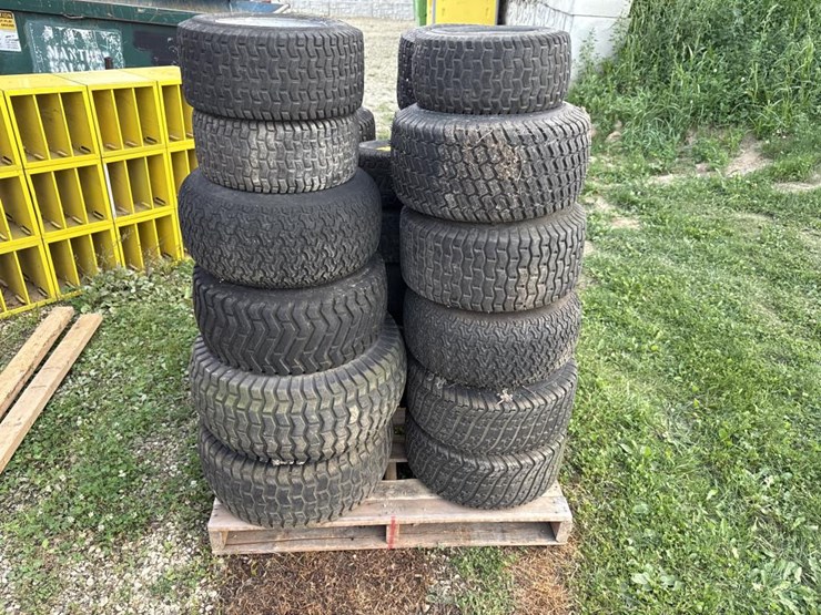 #2576-•-misc.-lawn-mower-tires-image-4