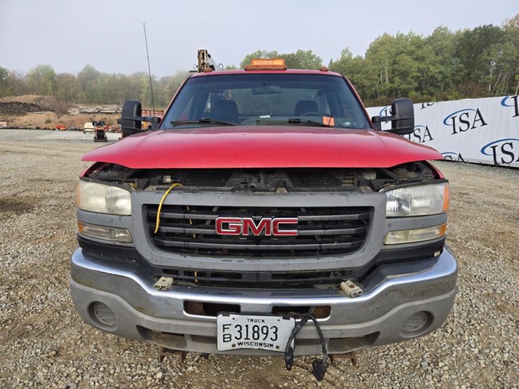 2007-gmc-3500-image-8