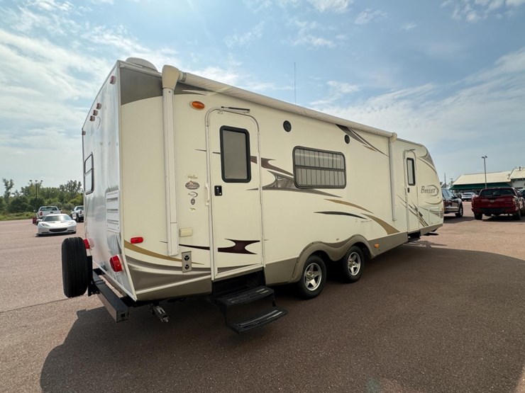 #2285-•-2010-keystone-bullet-250rks-camper-image-4