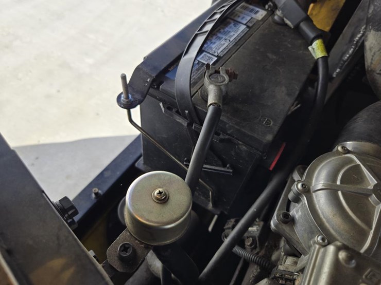 hyundai-25lc-7m-image-41