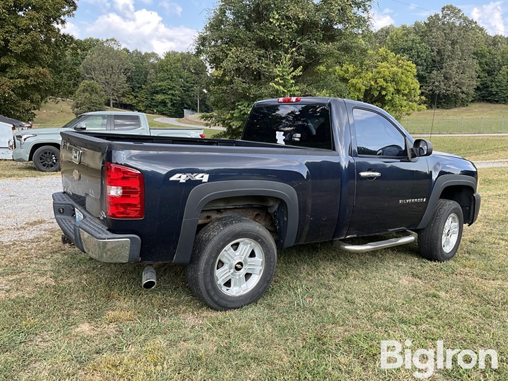 2008-chevrolet-silverado-1500-ls-image-5