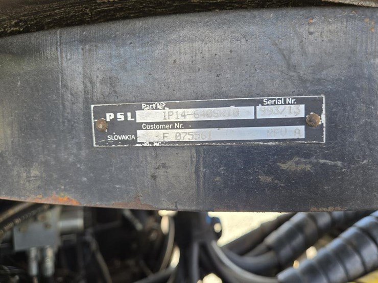 2010-john-deere-2010-image-104