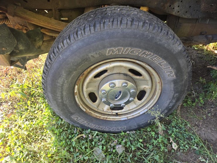 2011-ford-f250-image-29