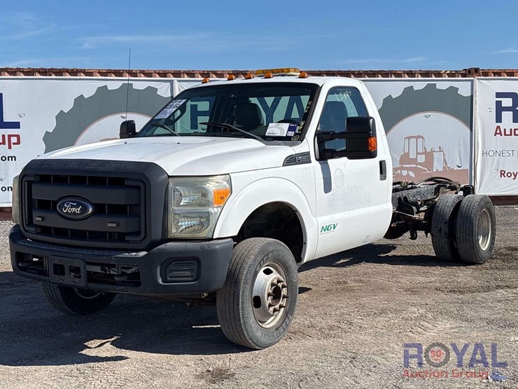 2015-ford-f350-image-1