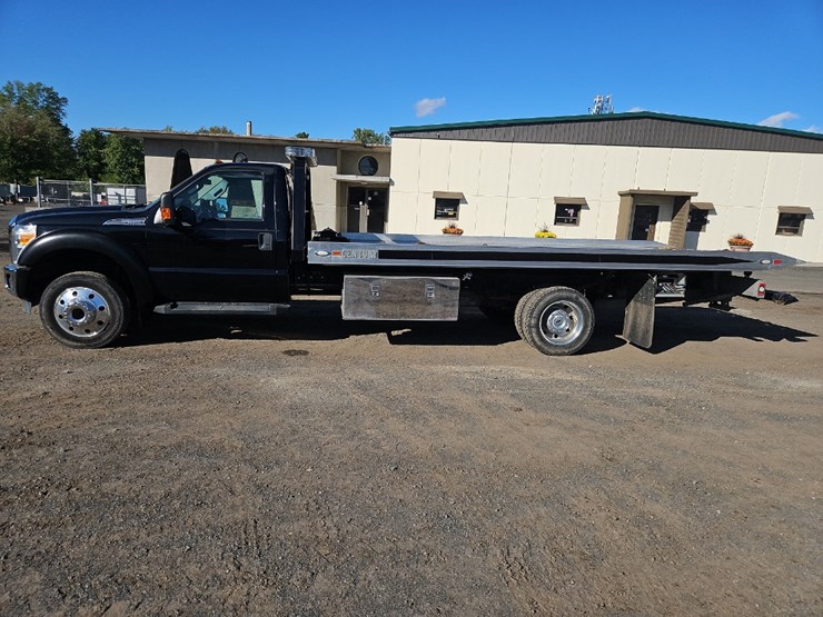 2014-ford-f550-xlt-image-8