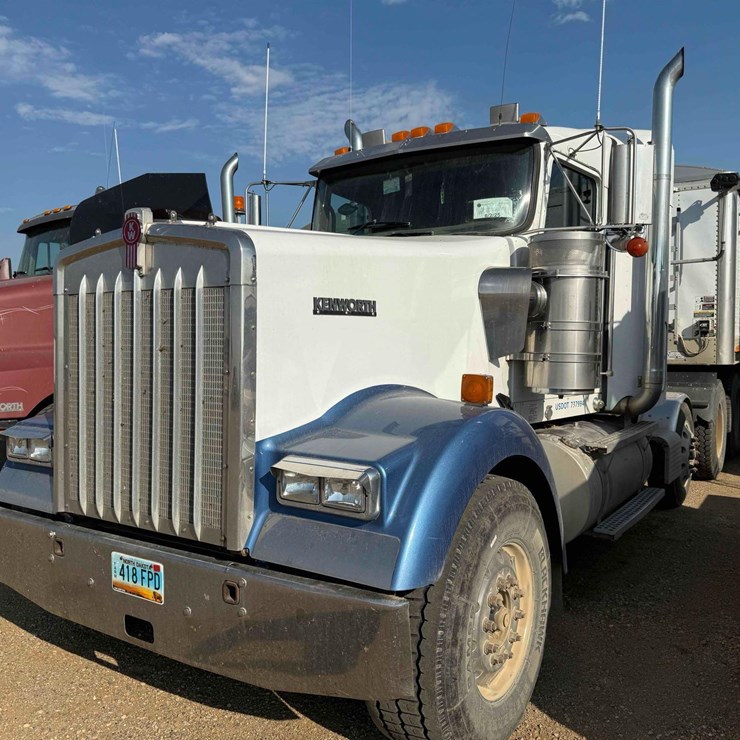 2007 KENWORTH W900