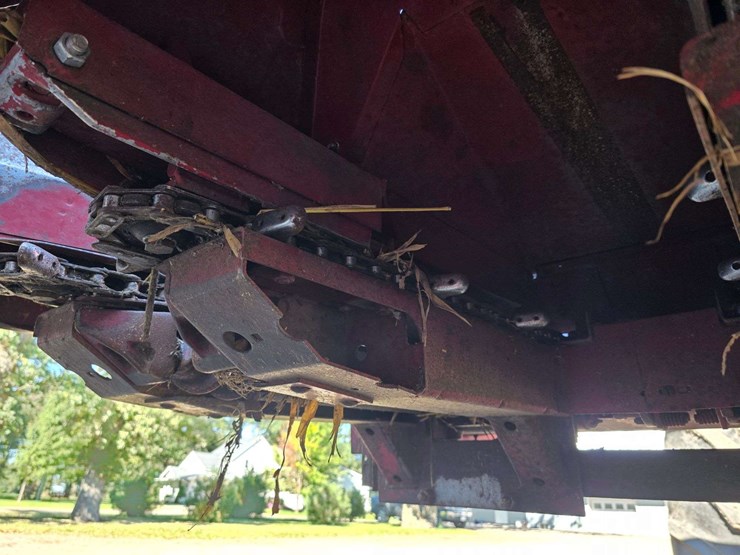 case-ih-1063-image-14