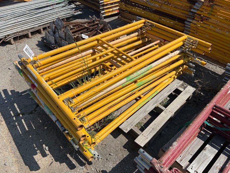 pallet-of-scaffolding-(approx.-12-pc)-image-1