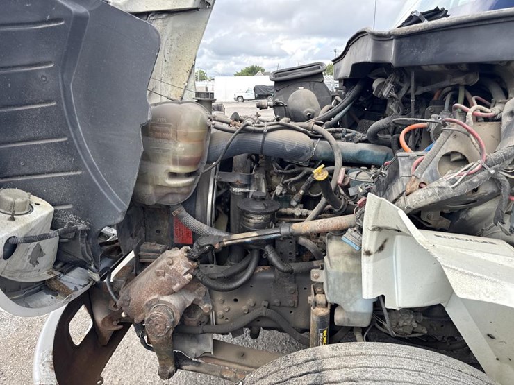2007-international-durastar-4400-image-22