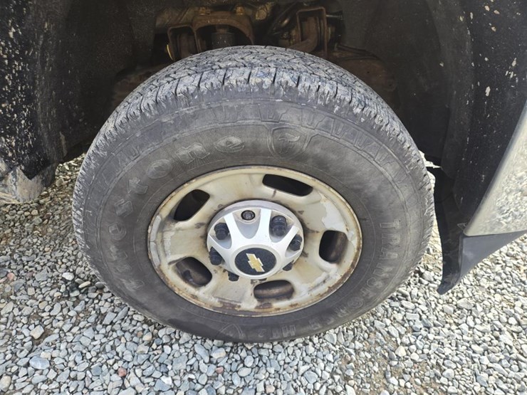 2015-chevrolet-2500-image-51