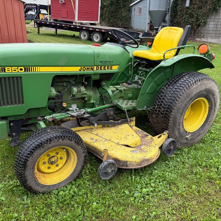 JOHN DEERE 850