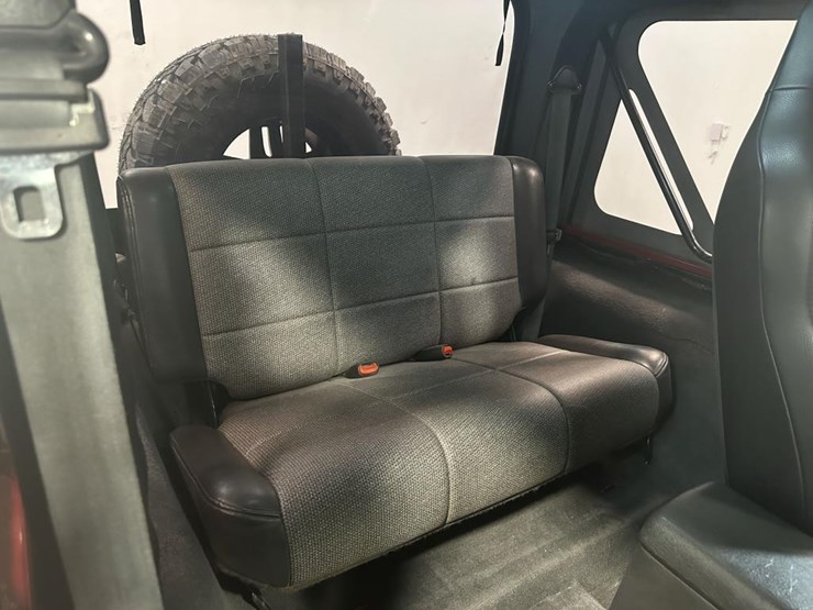 1999-jeep-wrangler-sport-image-42