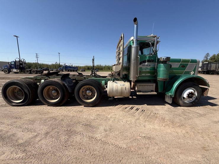 #1752-•-1979-peterbilt-day-cab-heavy-haul-image-6