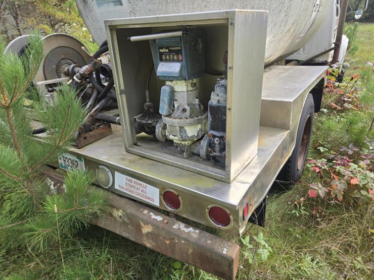 #2592-•-propane-truck-image-11