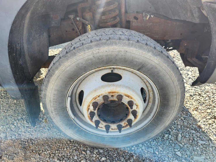 2006-ford-f550-image-66