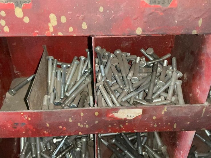 #120-•-coarse-thread-bolts-rack-and-contents-image-44