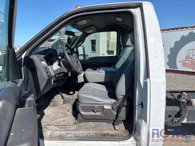 2015-ford-f350-image-11