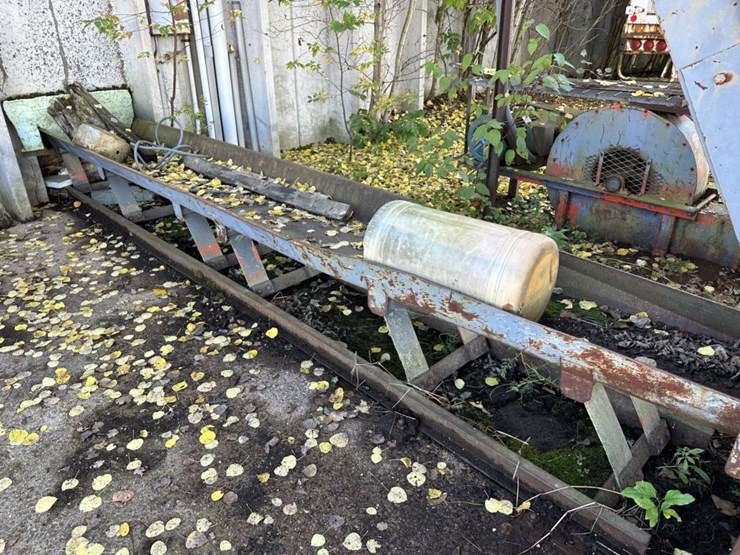 #1597-•-46'-shaker-deck-for-slabs-image-5