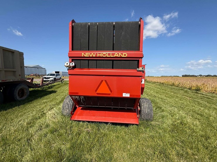 new-holland-688-image-10