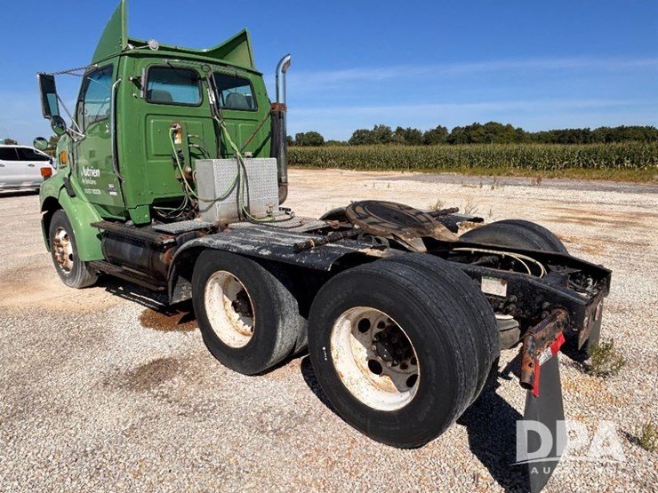 2004-sterling-day-cab-truck-(gp11427,-unit-31350)-image-12