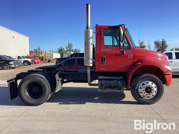 2007-international-durastar-4400-image-4