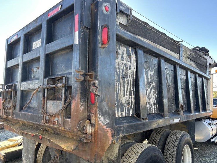 2000-kenworth-t800-image-19