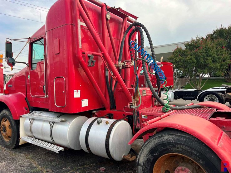 2009-kenworth-t800-image-5