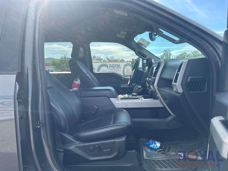2019-ford-f150-image-28