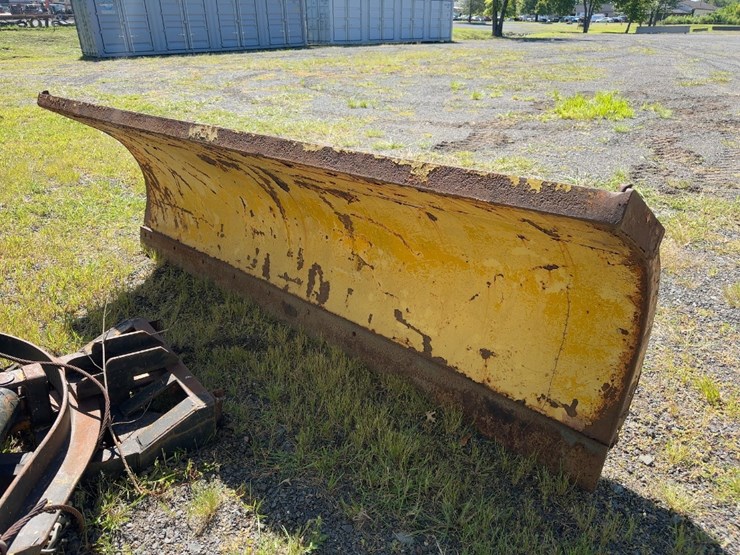 10'-power-angle-snow-plow-image-1