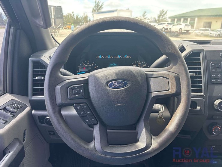 2015-ford-f150-image-13