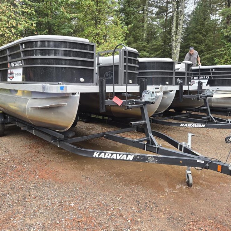 #1228 • Montego Bay 8522 Pontoon Boat w/ Trailer
