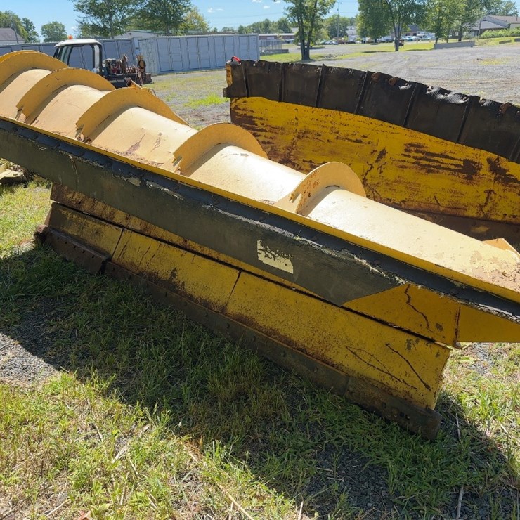 12' SNOW PLOW WITH BOCE