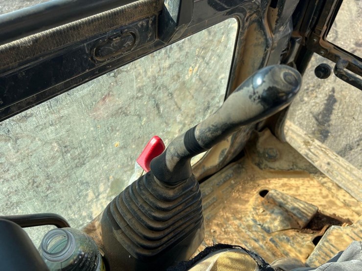 2008-komatsu-pc200-lc-8-image-38