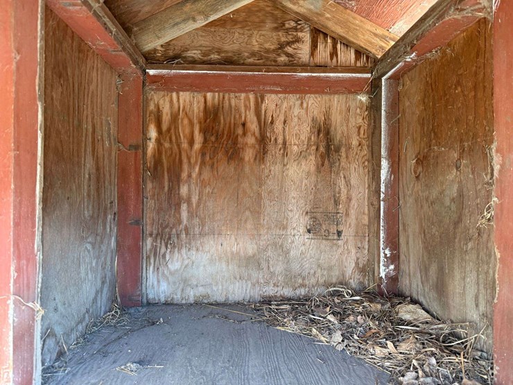 insulated-dog-house,-3’-tall,-3’-wide,-4’-deep-image-7