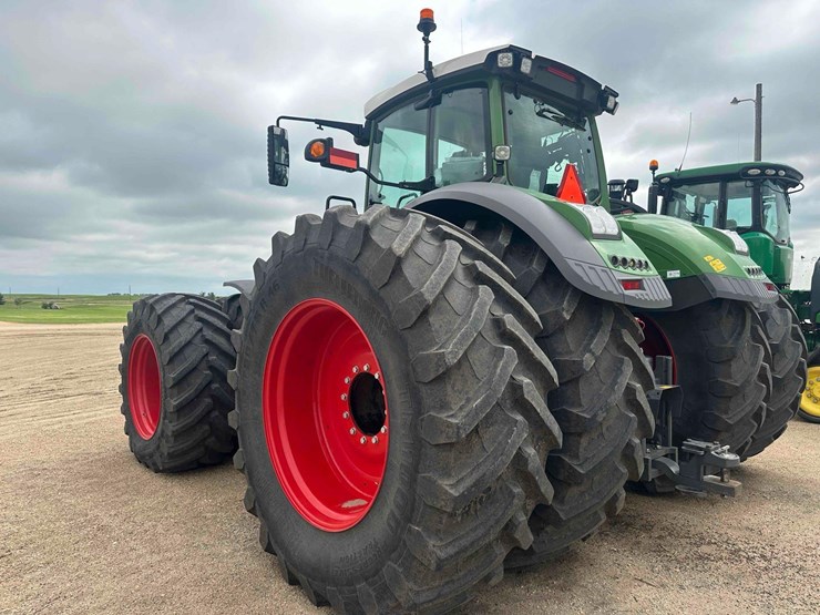 2022-fendt-1050-vario-image-4