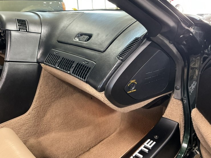 #2283-•-1993-chevrolet-corvette-convertible-image-58