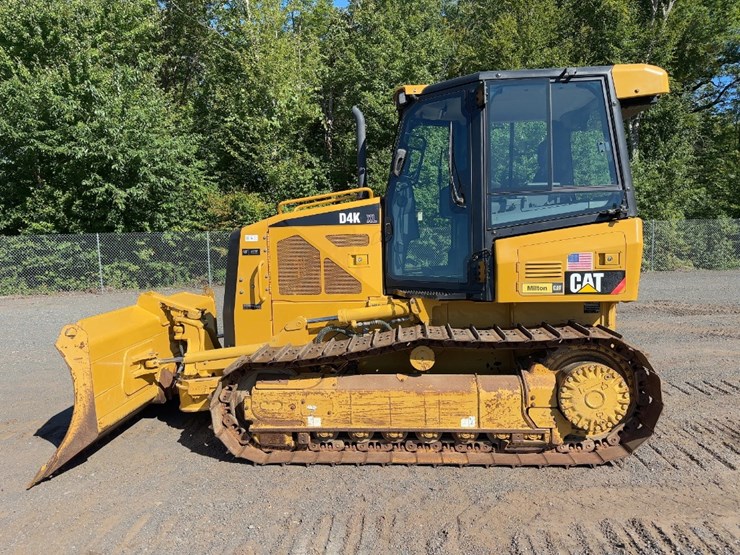 2011-caterpillar-d4k-xl-image-2