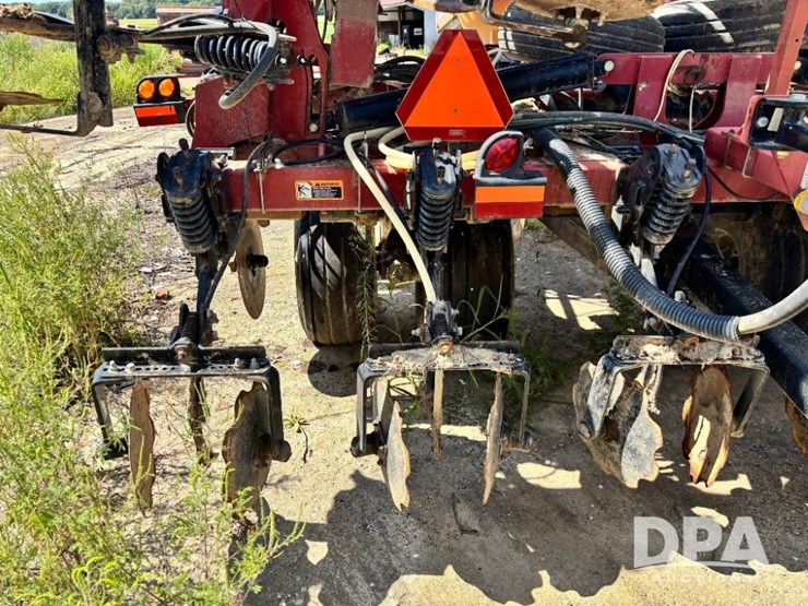 2011-case-ih-24-image-39