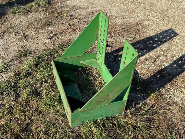 john-deere-4000-image-3