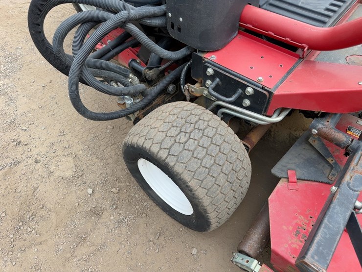 toro-groundsmaster-3500d-image-8