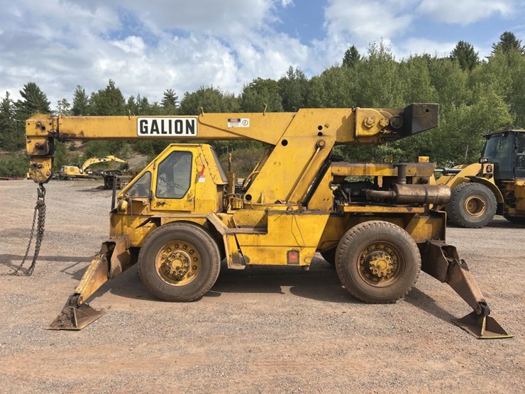 #1800-•-galion-2-stage-crane-truck-image-2